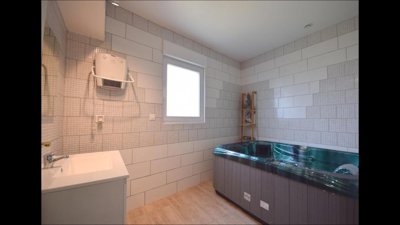 Gite Moderne Proche De Kaysersberg Av Jacuzzi Prive Orbey Esterno foto